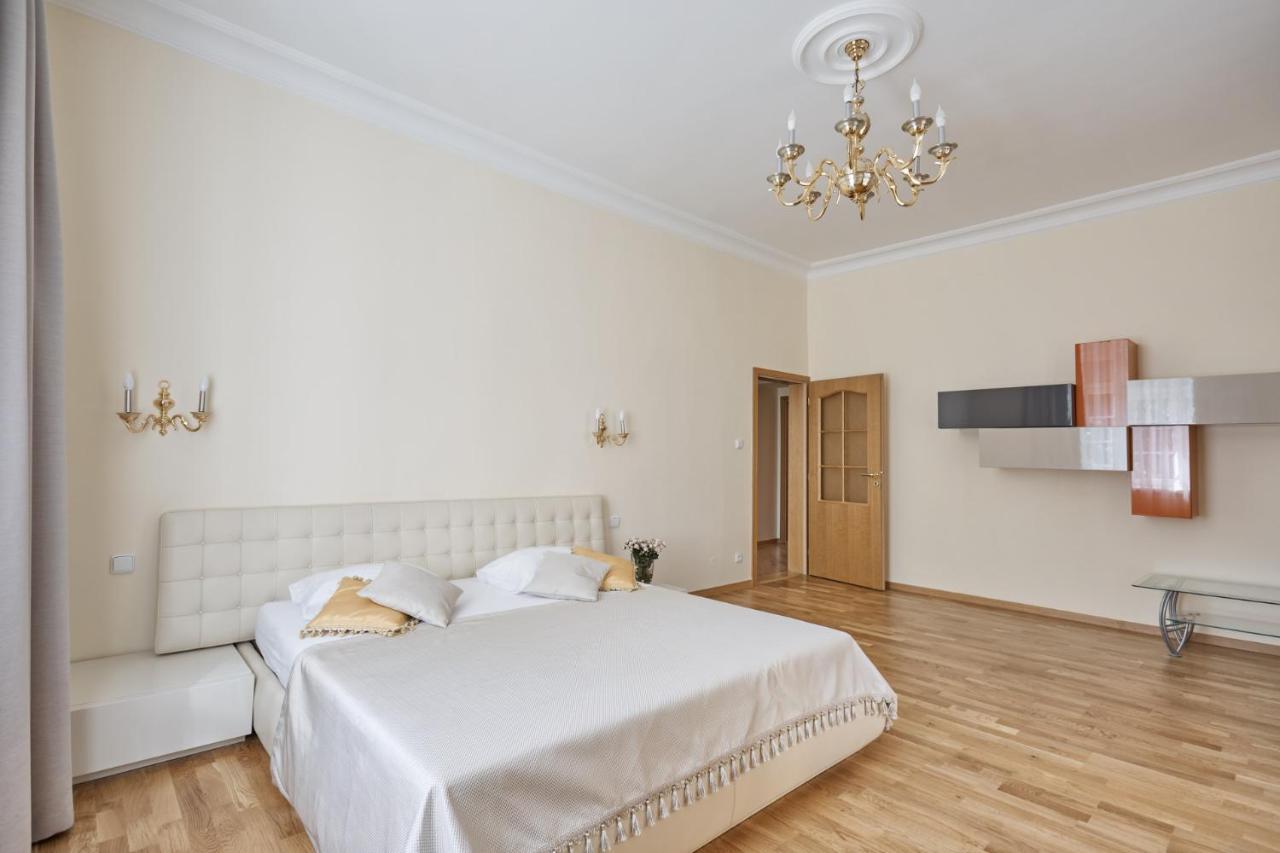 Villa Deluxe Apartments Karlovy Vary Bagian luar foto